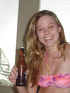 36520 dark hairs photo