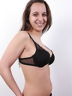 27240 nude cast photo