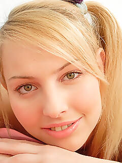 18140 jizz swallow photo