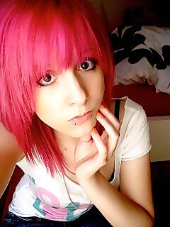 9600 alternative girl photo